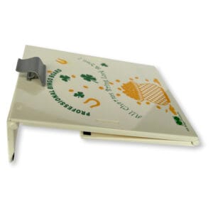 bingo klembord ingeklapt met voet